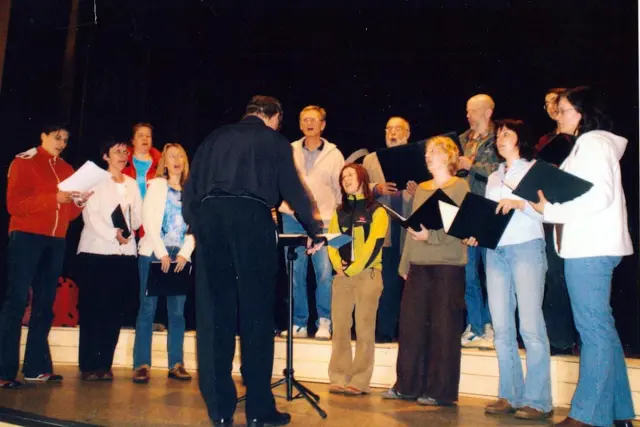 2006