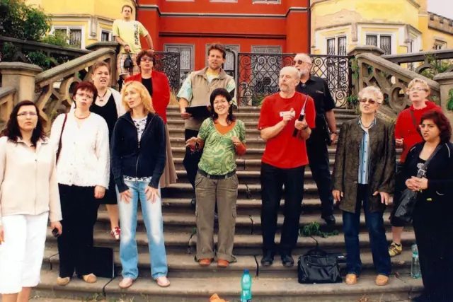 2008